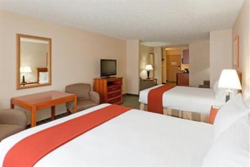 фото отеля Holiday Inn Express Hotel & Suites University Kent (Ohio)