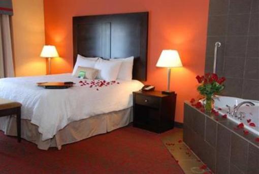 фото отеля Hampton Inn & Suites Phenix City - Columbus Area