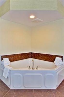 фото отеля Holiday Inn Express Suites Hamburg