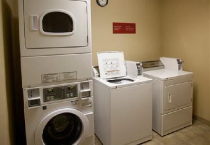 фото отеля TownePlace Suites Detroit Warren
