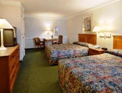 фото отеля Baymont Inn and Suites Houston I-45 North
