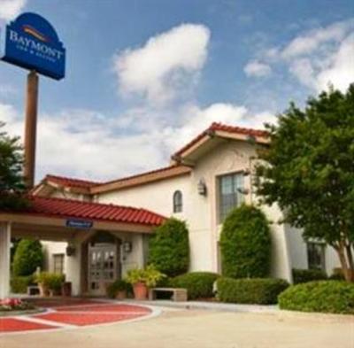 фото отеля Baymont Inn and Suites Houston I-45 North