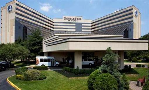 фото отеля DoubleTree by Hilton Hotel Newark Airport