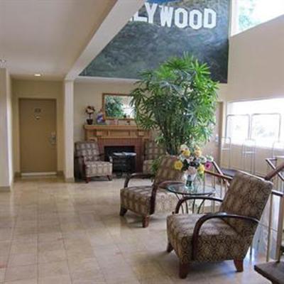 фото отеля Hollywood Orchid Suites