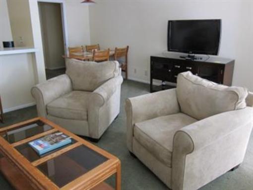 фото отеля Hollywood Orchid Suites