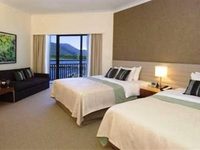 Shangri La Hotel The Marina Cairns