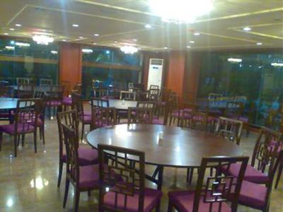 фото отеля Crown Regency Resort and Convention Center Boracay
