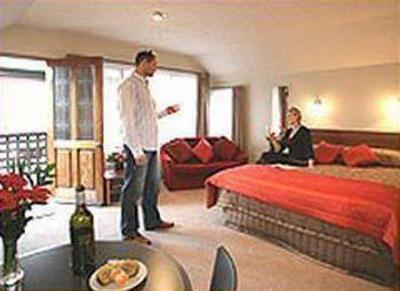 фото отеля Strathern Motor Lodge
