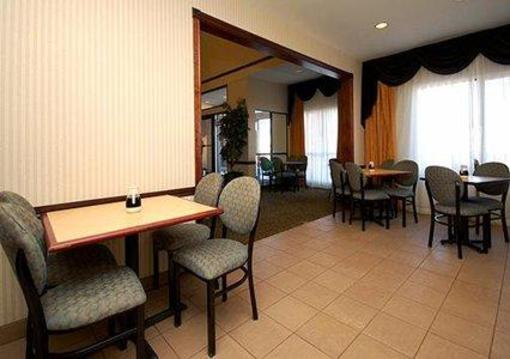 фото отеля Comfort Suites Plainview