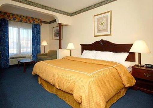 фото отеля Comfort Suites Plainview