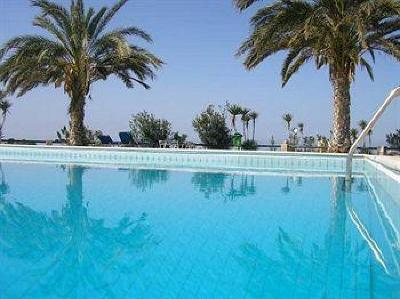 фото отеля Vrachia Resort