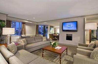 фото отеля The Westin Michigan Avenue Chicago
