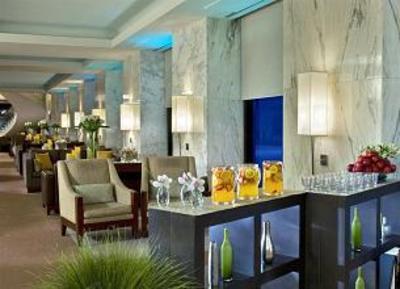 фото отеля The Westin Michigan Avenue Chicago