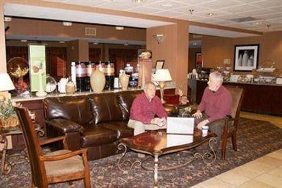 фото отеля Hampton Inn Memphis-I-240 at Thousand Oaks
