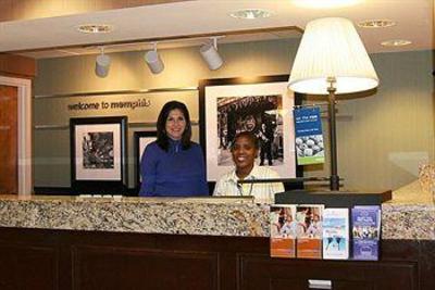 фото отеля Hampton Inn Memphis-I-240 at Thousand Oaks