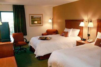 фото отеля Hampton Inn Memphis-I-240 at Thousand Oaks