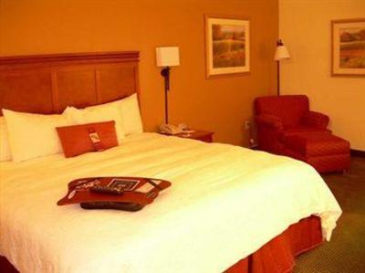 фото отеля Hampton Inn Memphis-I-240 at Thousand Oaks