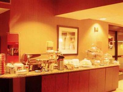 фото отеля Hampton Inn Memphis-I-240 at Thousand Oaks