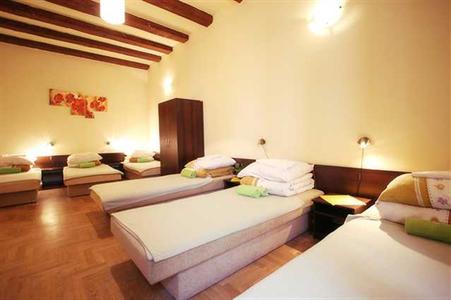 фото отеля Hostel Faust