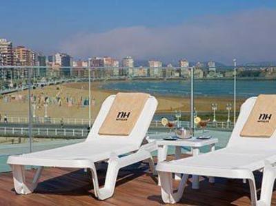 фото отеля NH Gijon