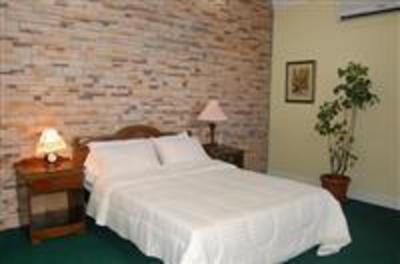 фото отеля Roof Top Hotel Mambajao