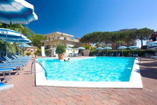 фото отеля Hotel Colorado Cesenatico