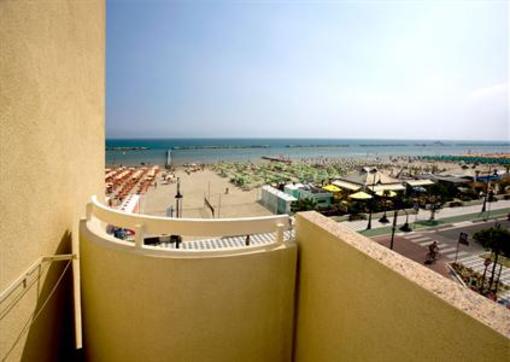 фото отеля Hotel Colorado Cesenatico