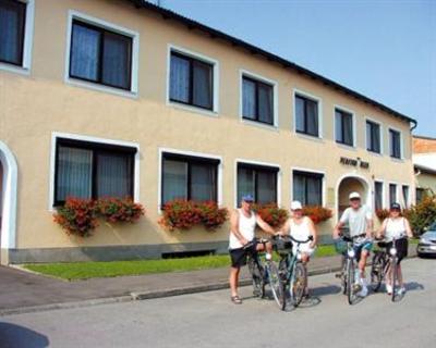 фото отеля Pension Reeh