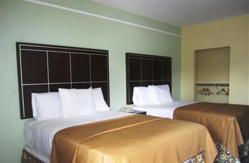 фото отеля Highlands Suites