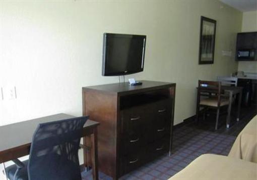фото отеля Highlands Suites