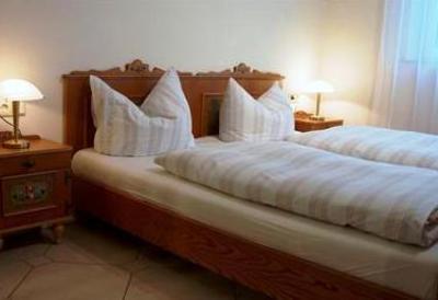 фото отеля FeWo GardenView Apartments Nüdlingen