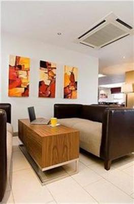фото отеля Holiday Inn Express Manchester - Salford Quays