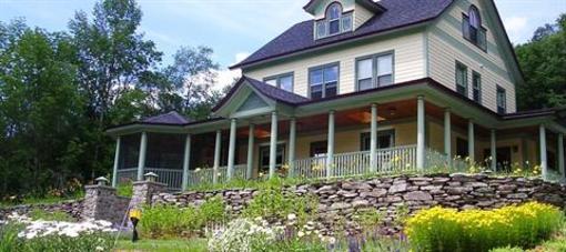 фото отеля Breezy Hill Inn