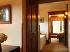 фото отеля Breezy Hill Inn
