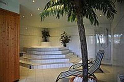 фото отеля Hotel und Restaurant Waldschloesschen Klieken