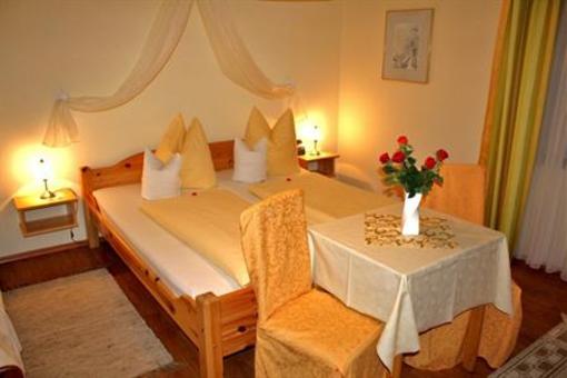 фото отеля Edelweisshof Pension