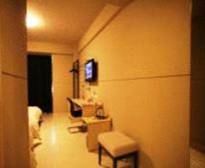 фото отеля Jinjiang Inn Ruhao Zhongshan Road