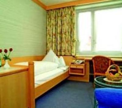 фото отеля Kneipp Kurhotel Kreuzer Bad Worishofen