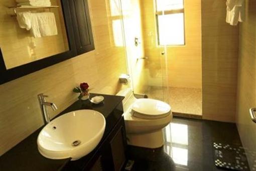 фото отеля Mayfair Suites