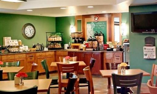 фото отеля AmericInn Lodge & Suites Kewanee