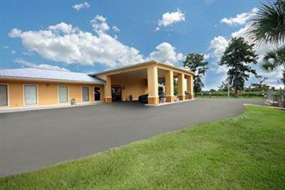 фото отеля Regency Inn and Suites Defuniak Springs