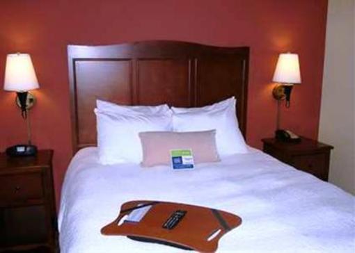 фото отеля Hampton Inn Derby
