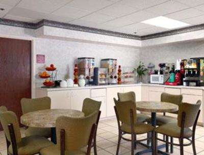 фото отеля Ramada Bolingbrook