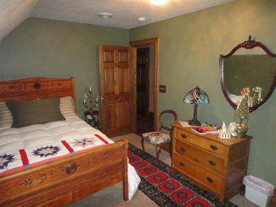 фото отеля Victorian Tudor Inn
