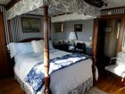 фото отеля Victorian Tudor Inn