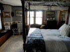 фото отеля Victorian Tudor Inn