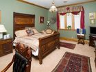 фото отеля Victorian Tudor Inn