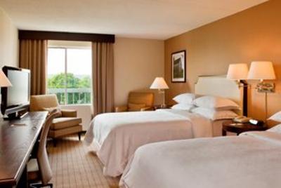 фото отеля Sheraton Great Valley Hotel