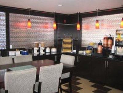 фото отеля Days Inn and Suites Conroe
