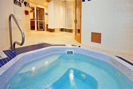 фото отеля Holiday Inn Express & Suites - Mt. Arlington